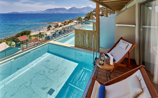 Blue Marine Resort & Spa