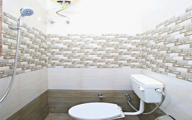 OYO 16697 Hotel Randhawa