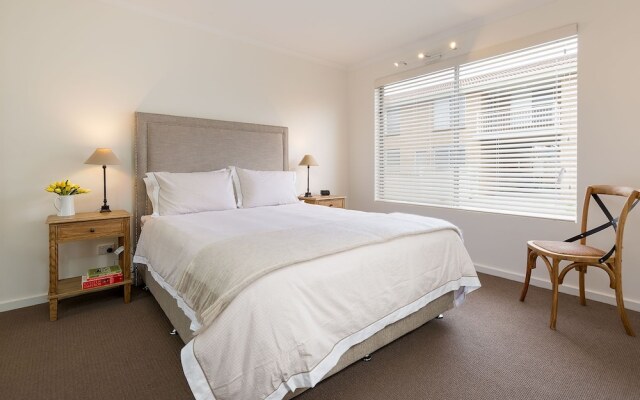 The Executive - Central & Sophisticated