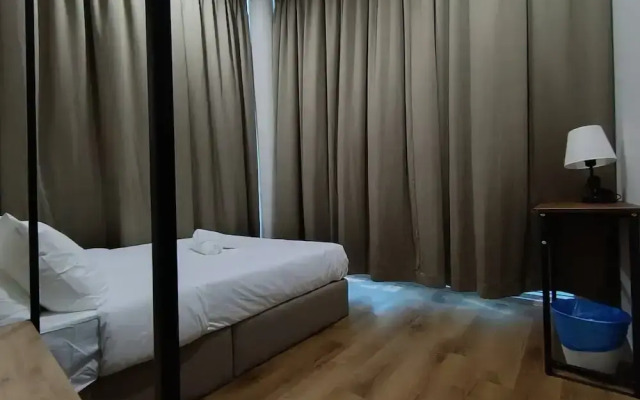 myRoom at 11 J Adams