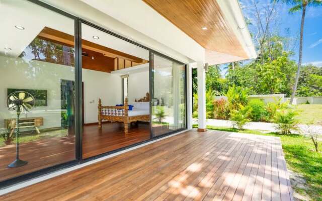 3 Bedroom Pure Luxury Lipa Noi