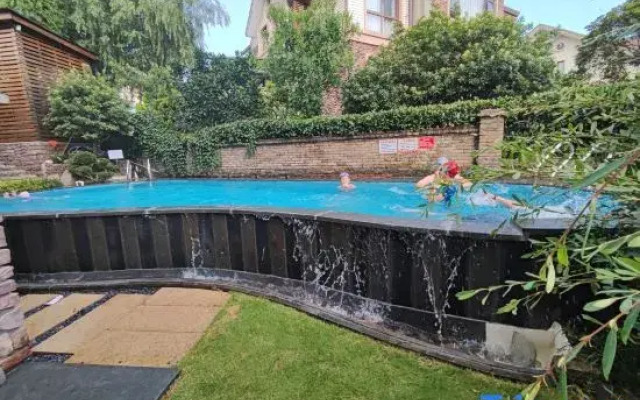 Wuyishan Lanyue Villa Hotel (Sangu Resort)