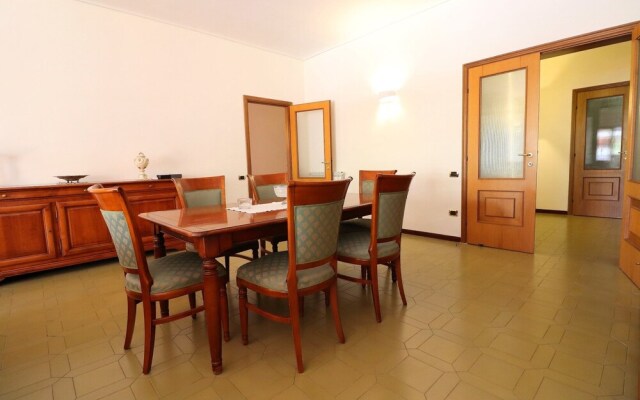 La Terrazza Parco Lauro Apartment