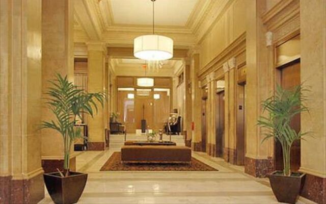Global Luxury Suites at The White House