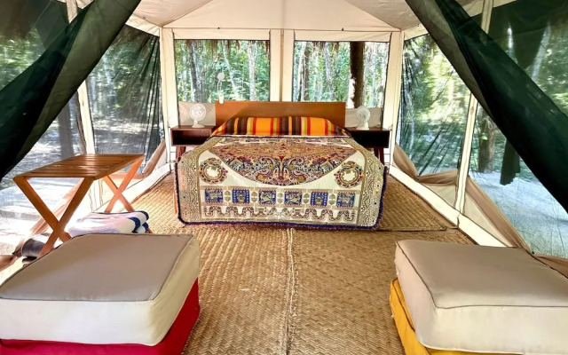 Glamping Bunga Lotus