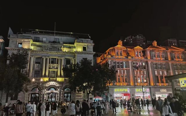 Yinhua Business Hotel (Wuhan Tongyi Street)