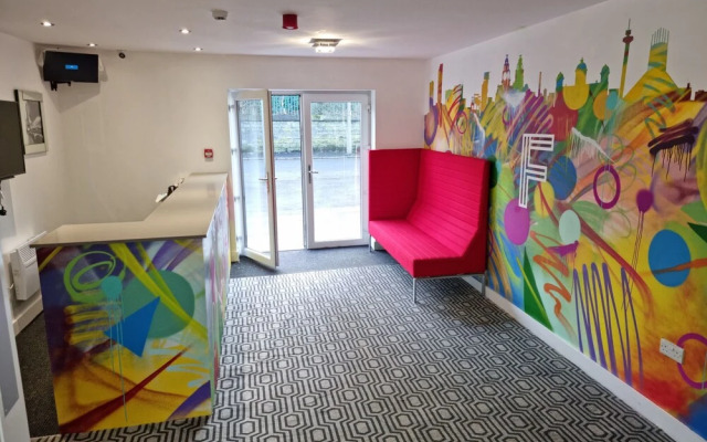Frames Hotel