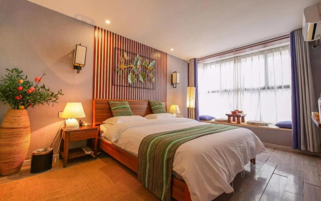 Secret Courtyard Resort Hotel