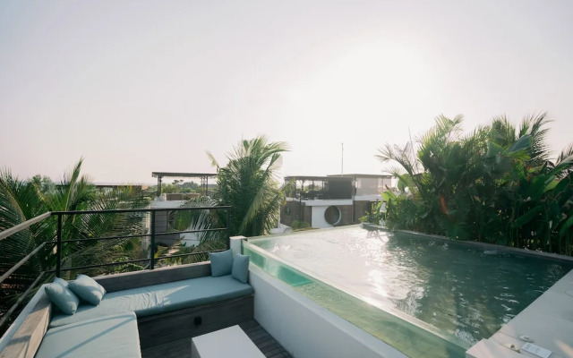 Baliwood Residence Villas by BREIG