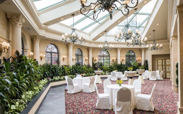 Desmond Hotel Malvern, a DoubleTree by Hilton