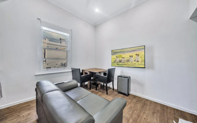 113 Hoddle
