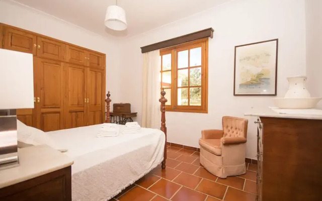 Can Moscari in Inca With 3 Bedrooms and 2 Bathrooms