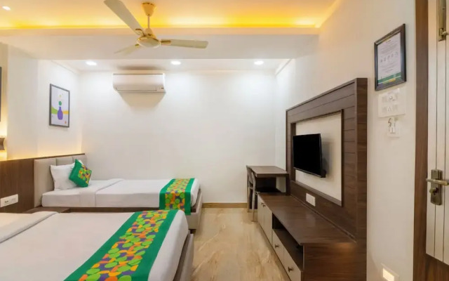 Treebo Petals Banquet & Suites - Kolkata