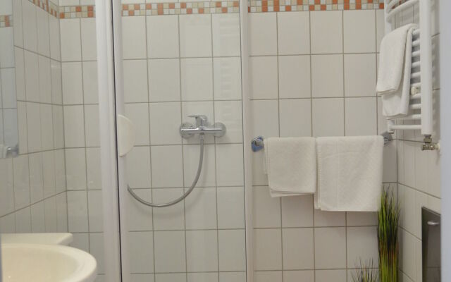 Neu Heidelberg - Guesthouse & Apartments