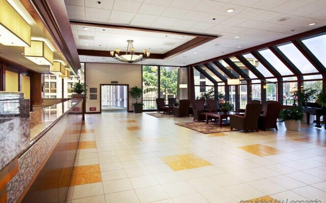 DoubleTree by Hilton Sacramento