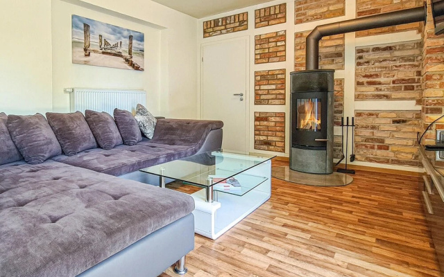 Nice Apartment in Ribnitz-damgarten With Wifi and 1 Bedrooms