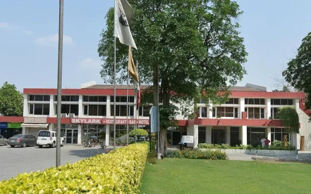 Skylark Tourist Resort Panipat