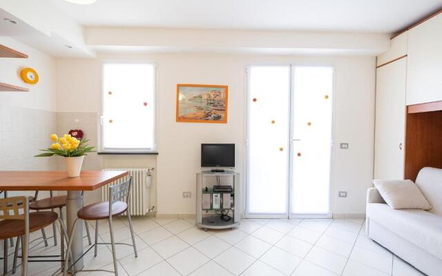 Terrazza del Gelsomino with terrace and open view