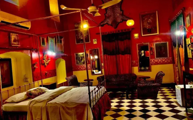 Hotel Bhairon Vilas