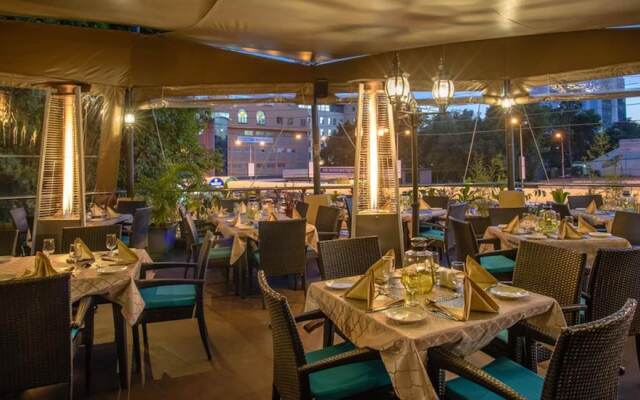 Enjoy the Fabulous Amenities Offerd at The Lanmark Suites