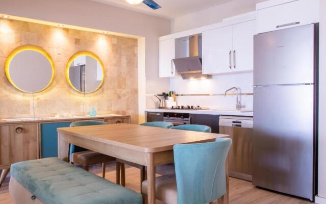 Spacious Flat with Pool in Kusadasi