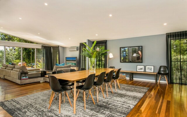 Rosewood House - sweeping ocean views