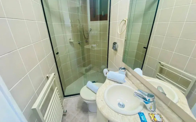 Jardim Europa-Ao Lado d Famosa Rua Torta