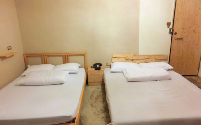 Lane62 Hostel