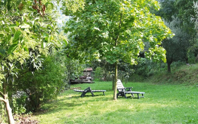 Rustic House in Tuscany With Shared Pool