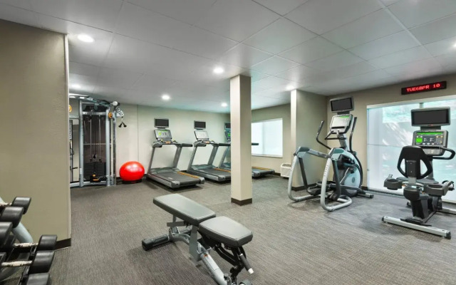 Courtyard by Marriott Lafayette Airport