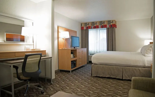 Holiday Inn Express Hotel & Suites Lonoke I-40 (Exit 175)