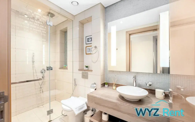 Glamorous 2BR in Damac Paramount Tower