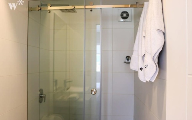 w Outstanding 2BR Duplex With AC in San Isidro