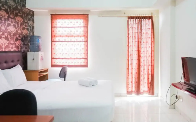 Comfy Studio Apartment at Margonda Residence 2 By Travelio