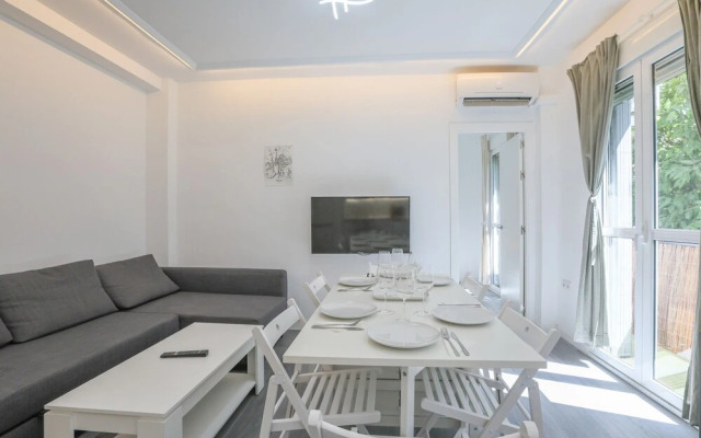 Azahar Gran Plaza in Seville