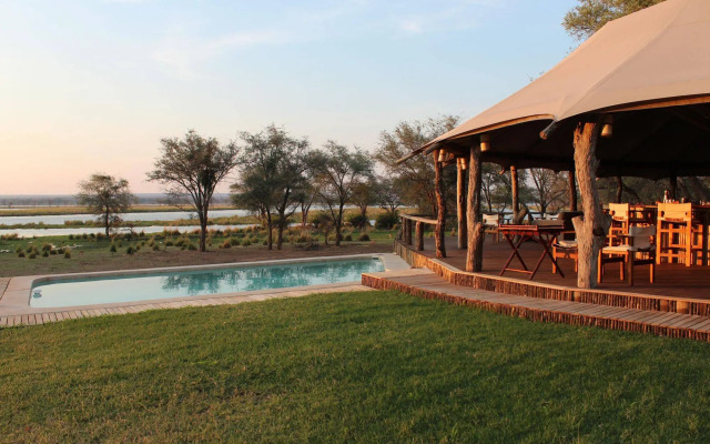 Anabezi Camp