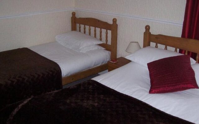 Avalon Hotel - Guest House