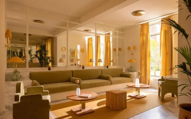 Apollo Palm Hotel