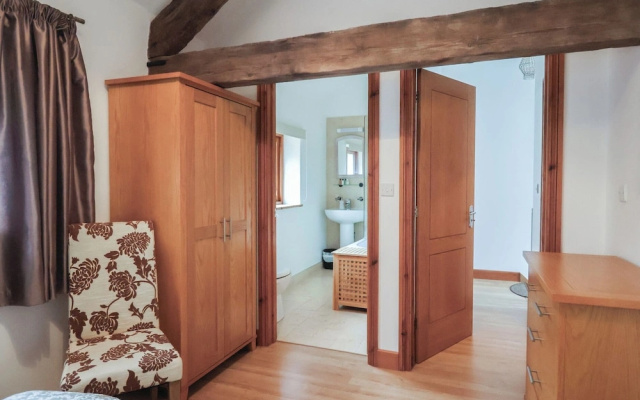 Oak Cottage