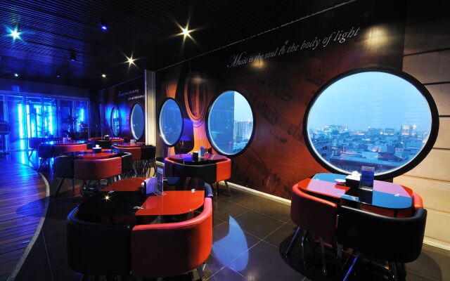 Hermes Palace Hotel Medan