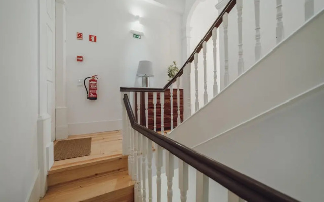 Porto Modern Downtown Apartment A With Terrace