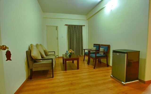 Himalayan crown lodge