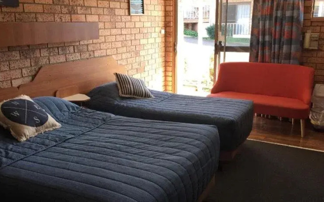 Whale Fisher Motel