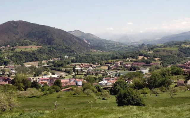 Hotel Restaurante Ribera del Chicu