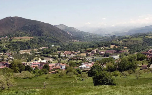 Hotel Restaurante Ribera del Chicu