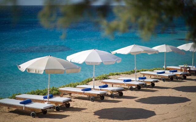Grecian Sands Hotel