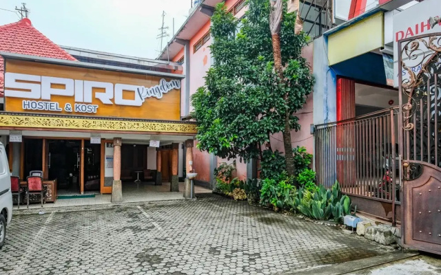 RedDoorz Syariah Near Alun-Alun Tulungagung