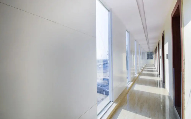 OYO 26124 Silver Palm