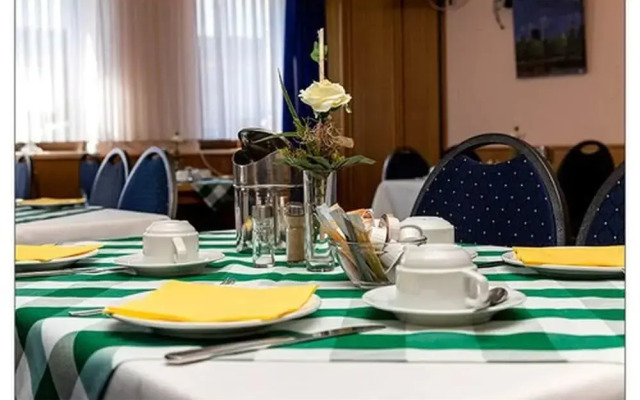 Zum kleinen Reichstag