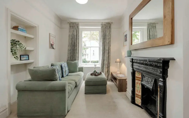 Modern 2 bed Flat - Hammersmith Grove